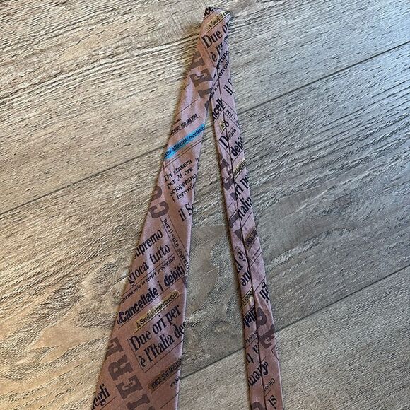 Missoni Silk Italian Newspaper Print Patterned Neck Tie - Picture 4 of 5